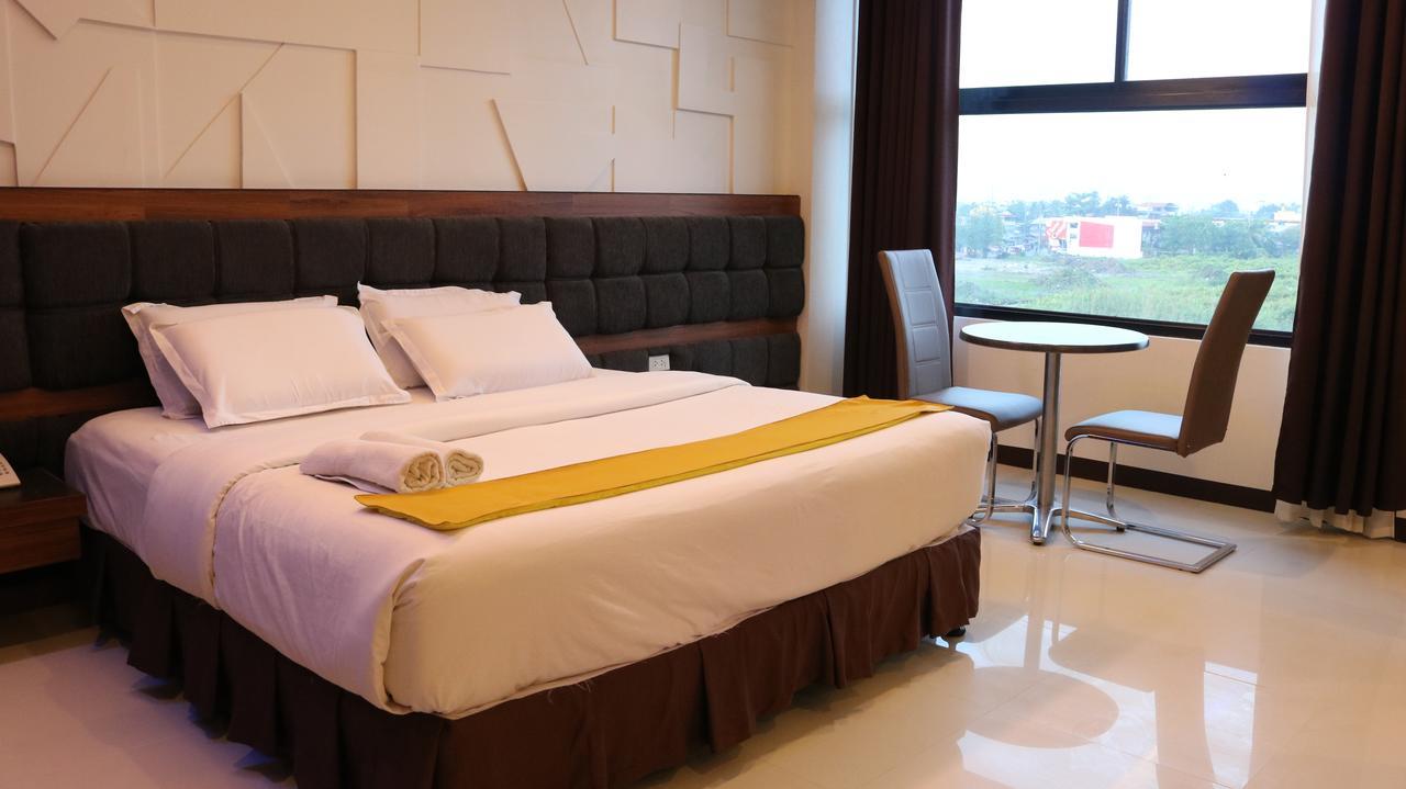 Amaris Suites Butuan City 外观 照片