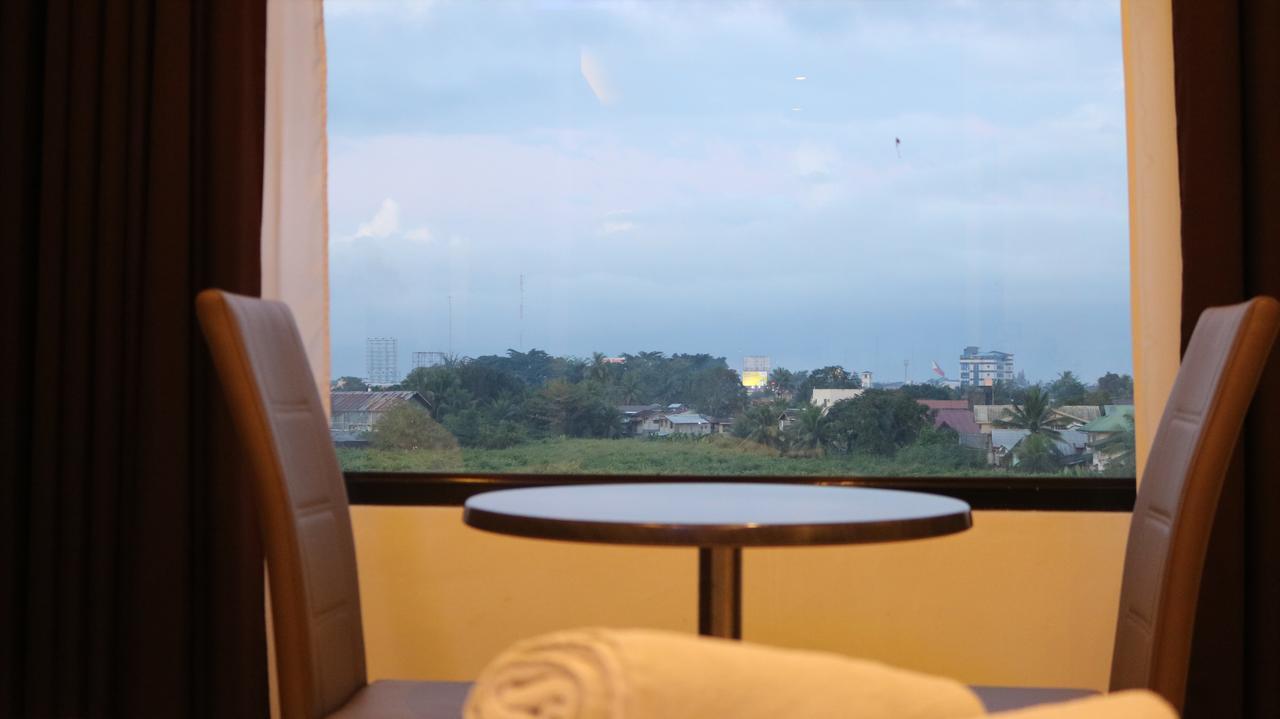 Amaris Suites Butuan City 外观 照片