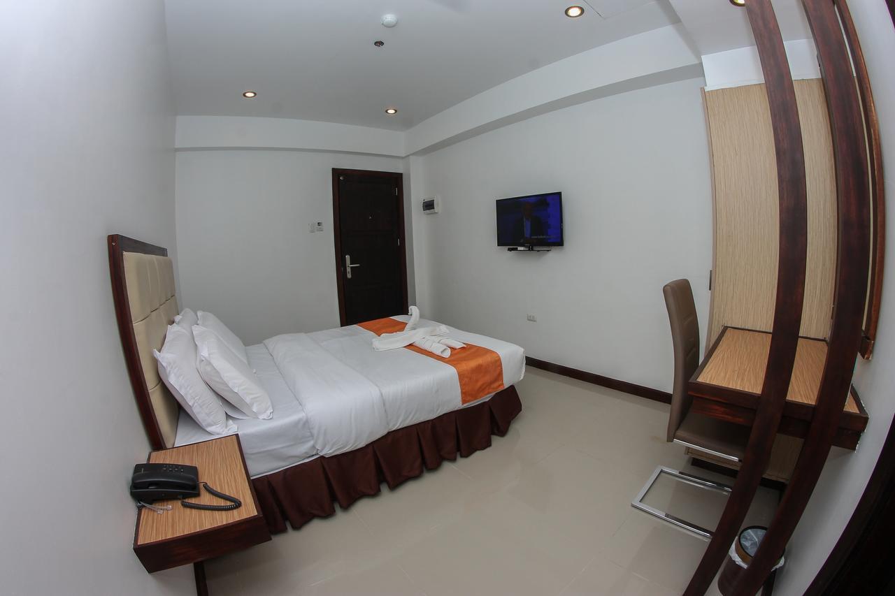 Amaris Suites Butuan City 外观 照片